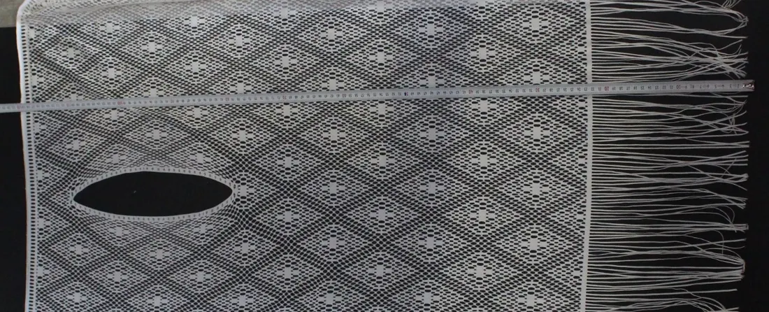 Fikse Sakallı Polyester İthal Dantel · 200 cm