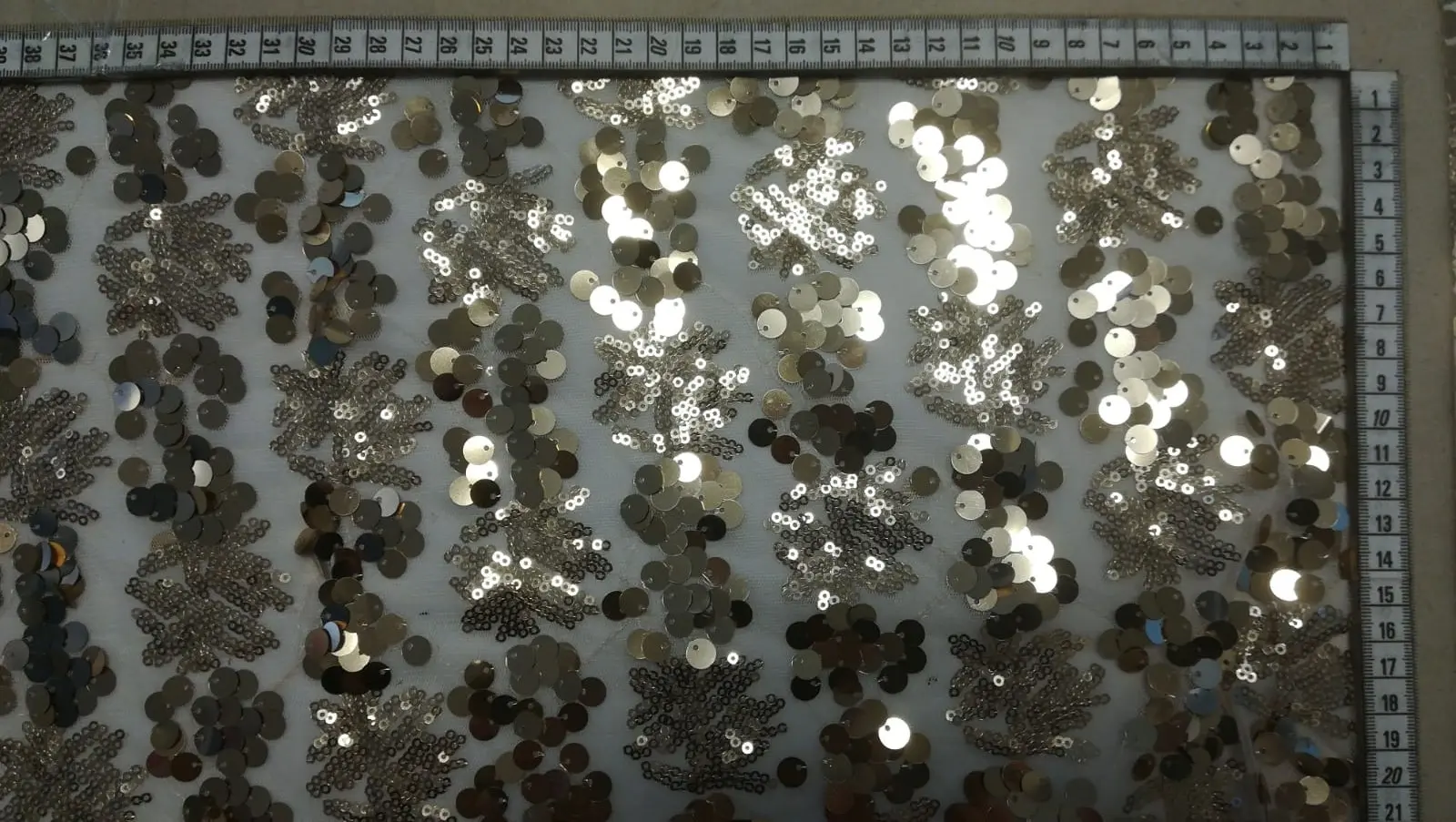9174 Tulle · Imported · Lez · Lycra · Sequined · Gold · 130 cm