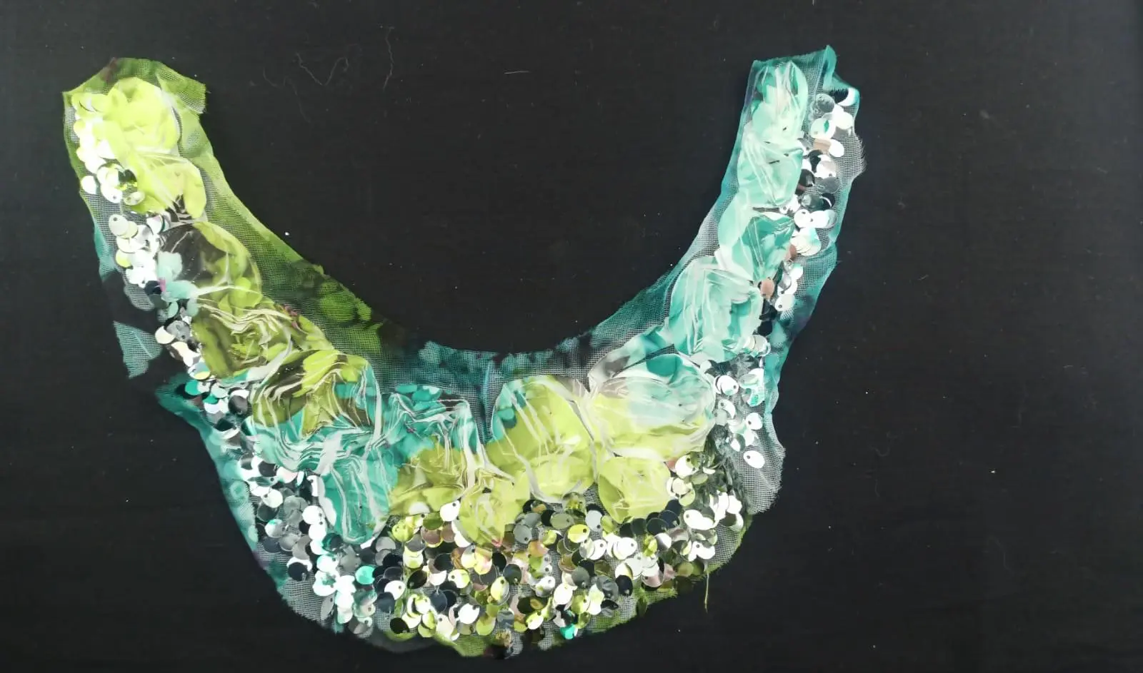 1829 Yaka · İthal · Nakışlı · Polyester · Süzeneli · Pullu · Yeşil-mint