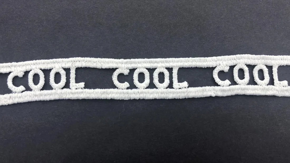 Ham Mat Polyester Yerli Güpür Brode Bant · 2,5 cm