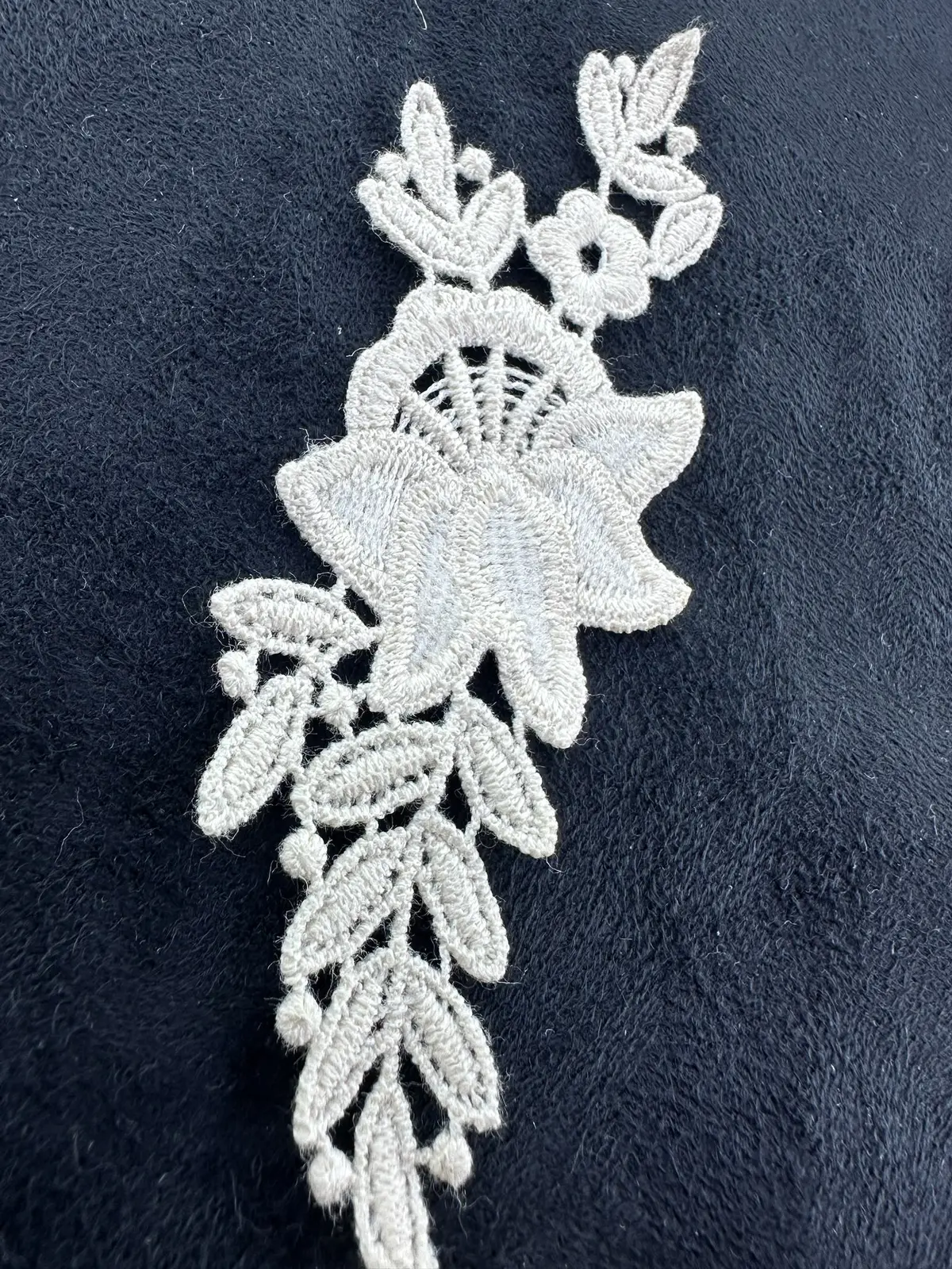23401 Brode · Yerli · Aplik · Kordeneli · Pamuk · Ham · 14x6 Cm