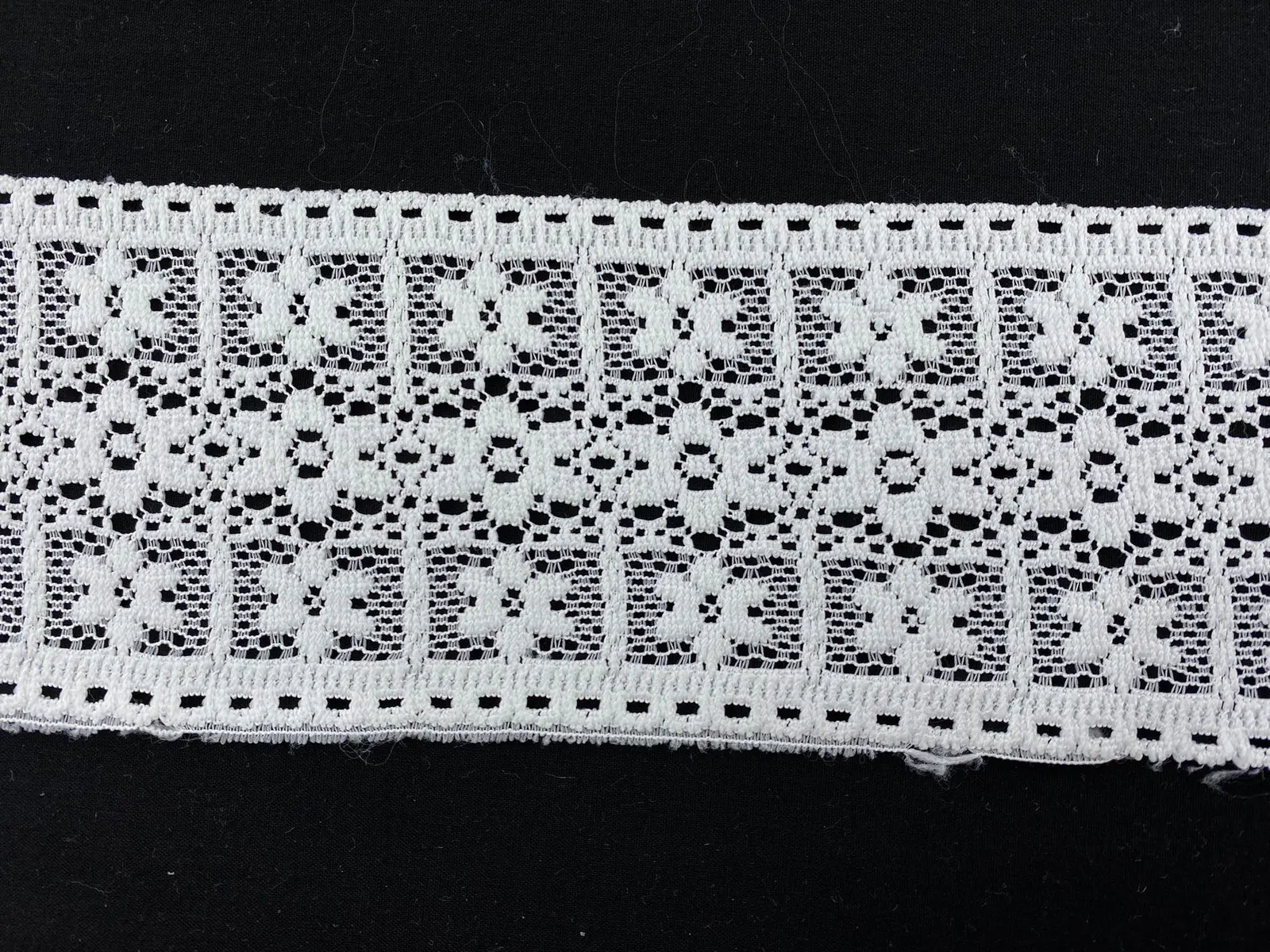 Ham Düz Polyester Yerli Brode Bant · 8,5 cm