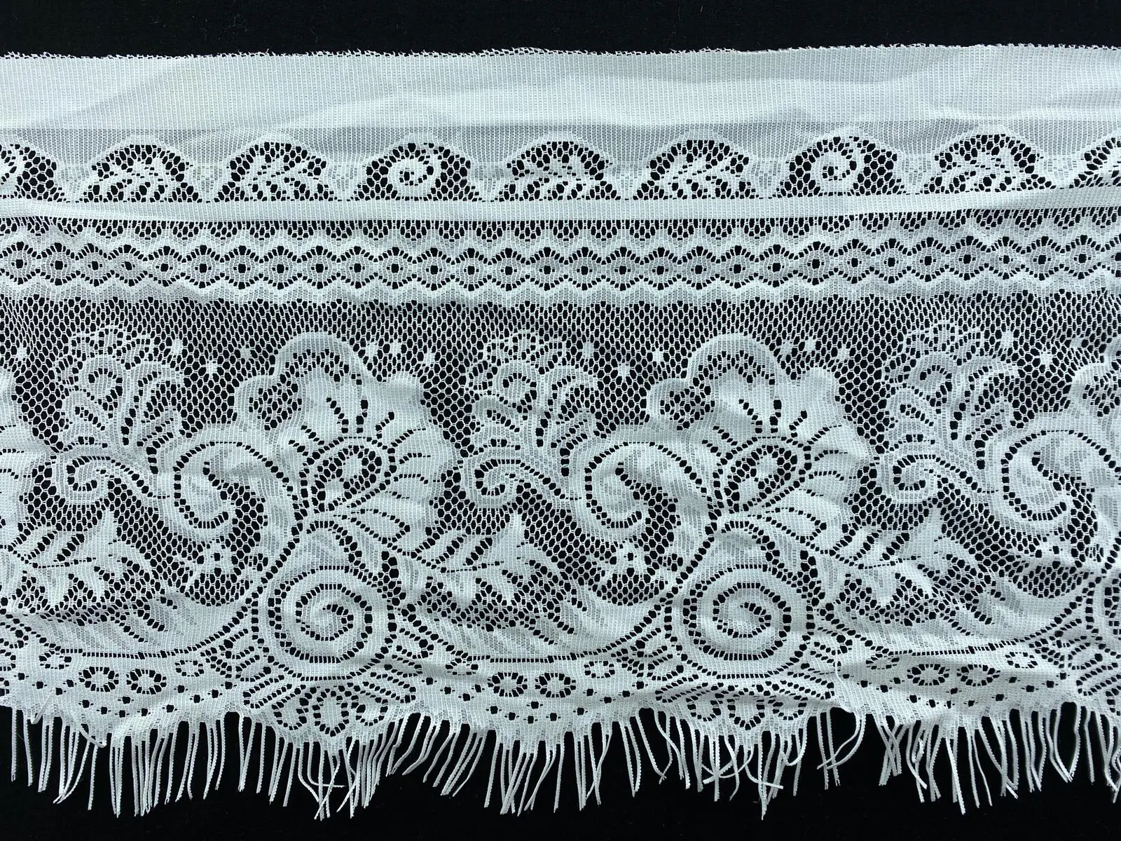 Greige Polyester Domestic Tape Lace · 23 cm