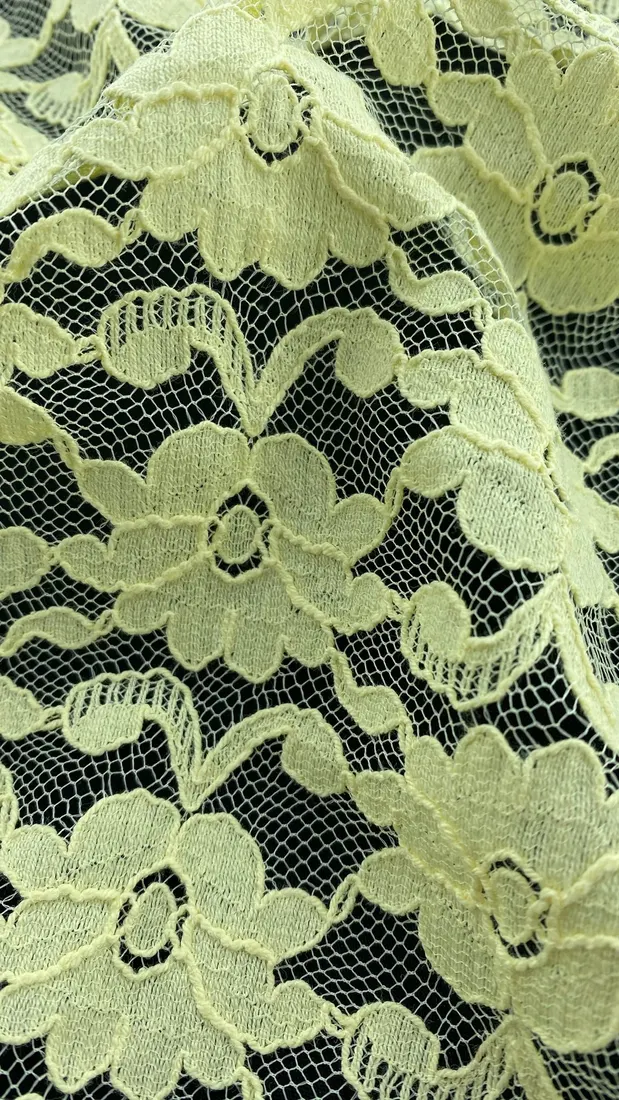 5863 Dantel · Yerli · Lez · Tül Üzeri · Polyester · Kordlu · Sarı · 150 Cm