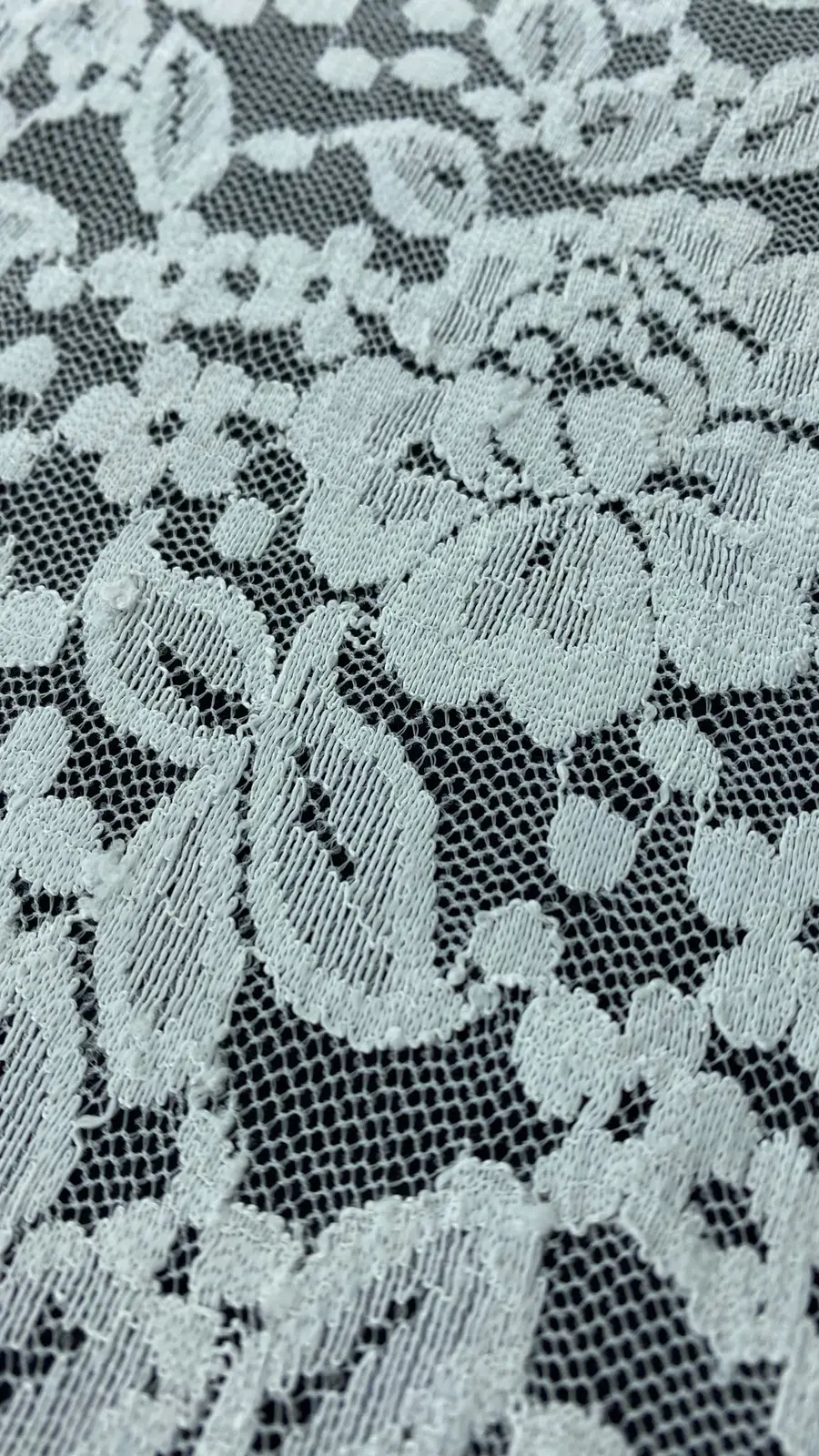 1277 Imported Polyester Lez Lace Heat-set 150 cm